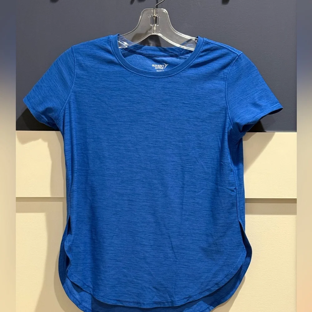 Old Navy Classic Blue Girls Activewear Tee Size L